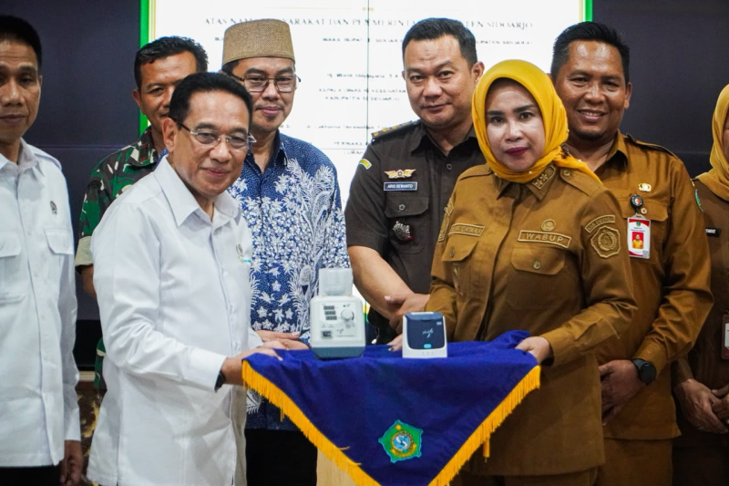 Perkuat Penanggulangan TBC, Pemkab Sidoarjo Libatkan Desa hingga Masyarakat , Kemenkes Tambah 3 X-ray Portable dan Berikan Honor 656 Kader Rp 500 Ribu Per Bulan 